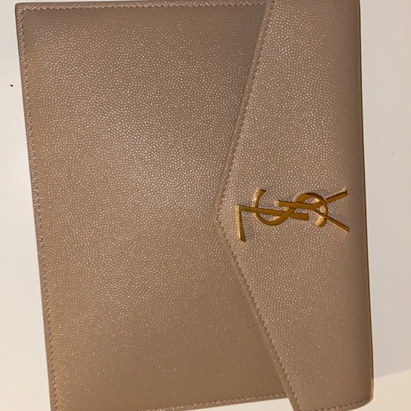 YSL Pouch - Picture 3 of 3